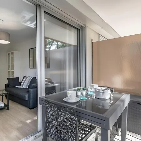 à 300m De La De Appartement